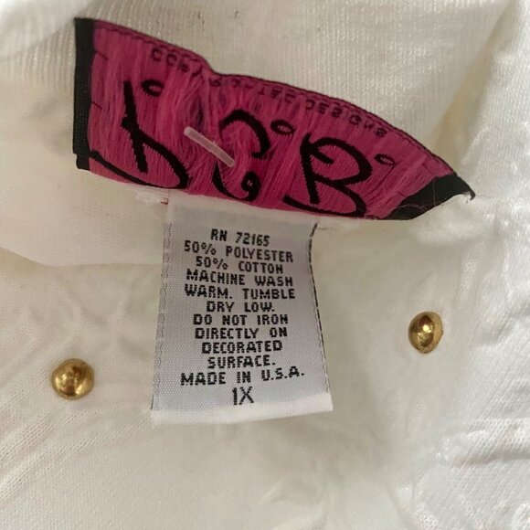 P.G.B. White Top with Animals Zebra, Giraffe, Cheetah, Gold Studs Women's 1X - Picture 11 of 12